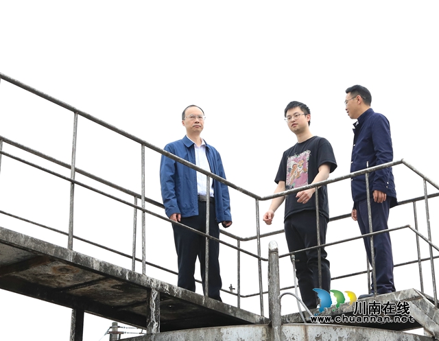 肖春到泸县云龙镇督导安全生产工作