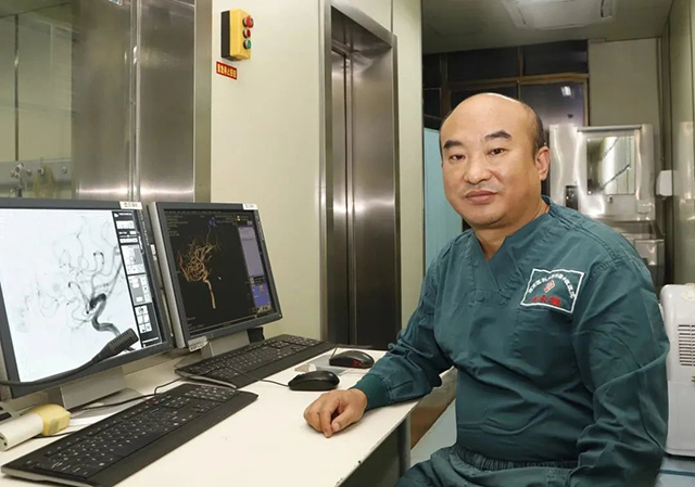 【人物】斯光晏：做介入手术治疗融入影像科先行者