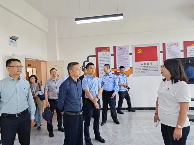 泸州市市场监管局党组书记、局长宋庆带队调研基层市场监管工作
