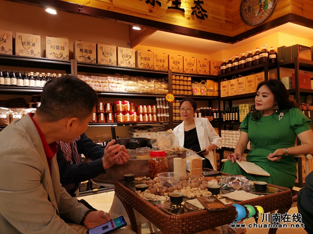 专家团调研蔺沙溪:力争打造家喻户晓知名品牌!(图4) 微信图片_20230524162956.jpg