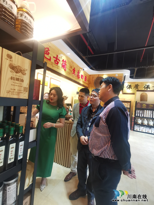 专家团调研蔺沙溪:力争打造家喻户晓知名品牌!(图3) 微信图片_20230524162922.jpg