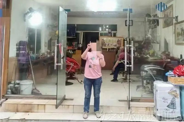逮到两个！群众举报“歪发廊”，隆昌警方抓“现行”——