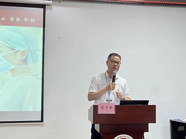 龙马潭区中医医院护士长(副护士长)竞聘演讲大会召开(图2) 2.jpg