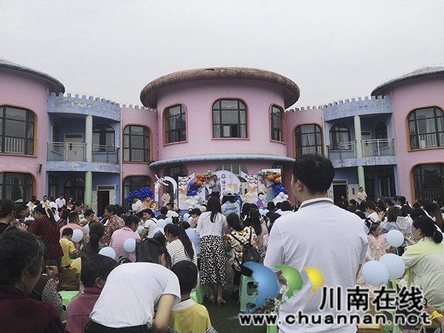 ​江阳区华阳街道西岸村开展安全宣传进校园系列活动