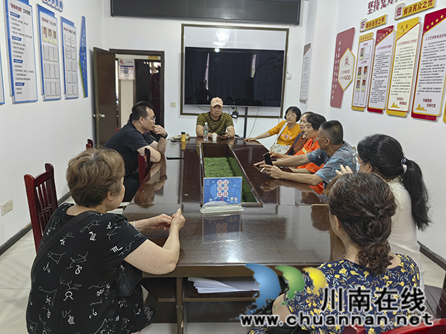 “廉洁”细胞护“民心”┃龙马潭区小市街道小街子垃圾中转箱“下岗”了