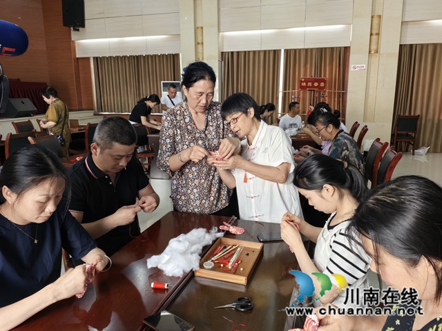 江阳区华阳街道：体验传统习俗，共迎端午佳节