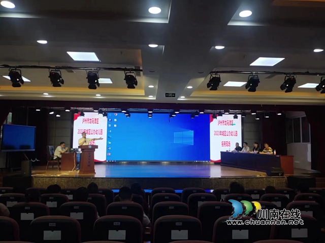 龙马潭区小市街道下大街社区：人大代表全程监督，为入学摇号保驾护航