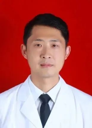 【围观】13岁男孩胸部畸形,一查竟是……(图4) 4.jpg