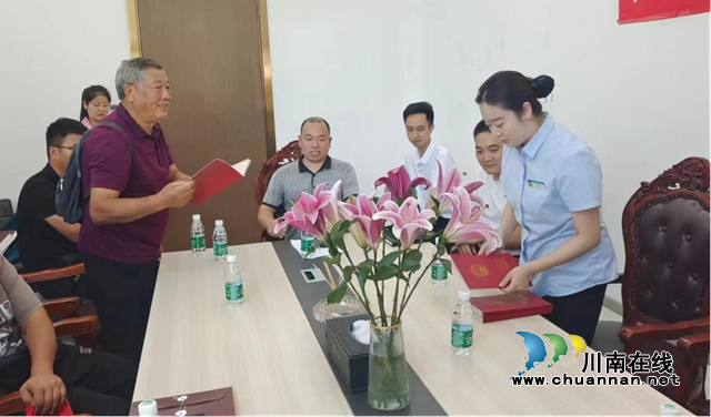 龙马潭区实现第二批新建商品房“交房即交证”