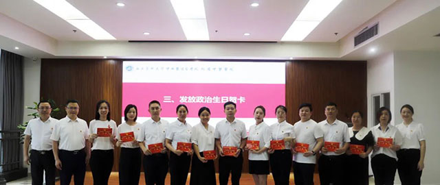 【围观】今天,西南医大中医院热闹非凡(图7) 7.jpg
