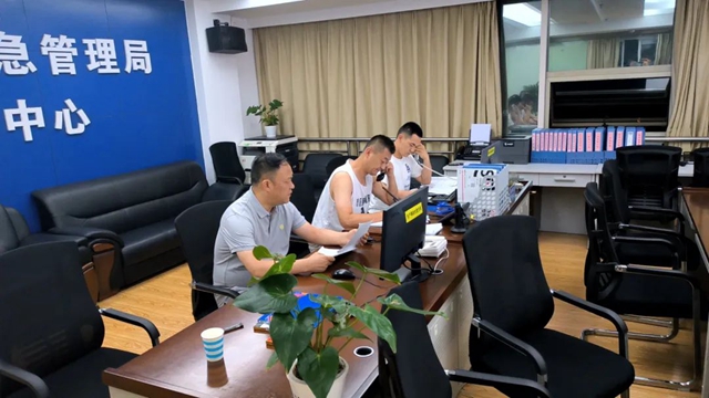 提前避险转移701户1846人,泸州全力应对“7·3”暴雨(图3) 3.jpg