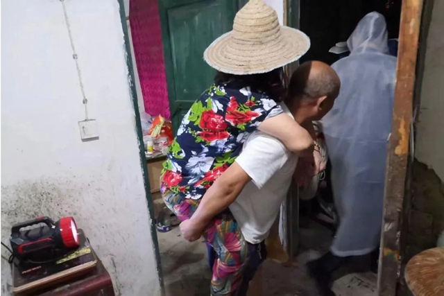 提前避险转移701户1846人,泸州全力应对“7·3”暴雨(图4) 4.jpg