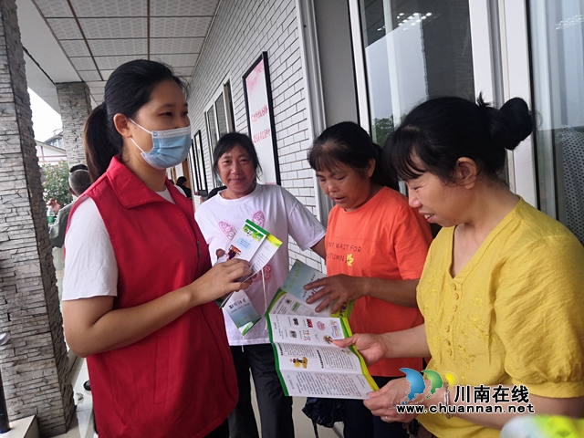 江阳区华阳街道西岸村持续开展 “积分制、清单制+数字化”乡村治理宣传