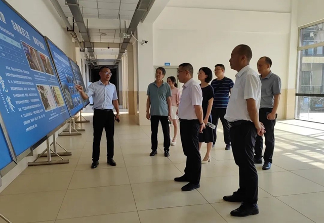 泸县人大常委会调研泸县建校发展工作