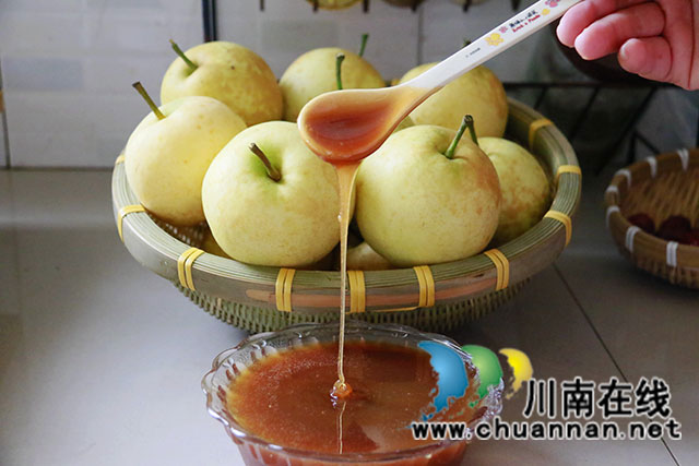 龙马潭：纯手工翠冠梨膏 清新又健康