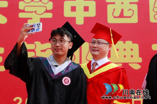 李志:新时代的中医追梦人(图8) 8.jpg