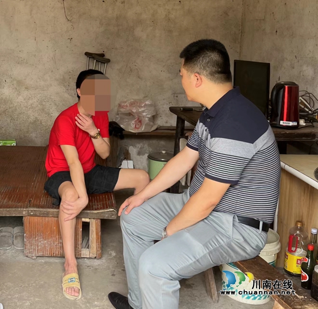 泸县云龙镇：走访慰问送温暖 平安关爱暖人心