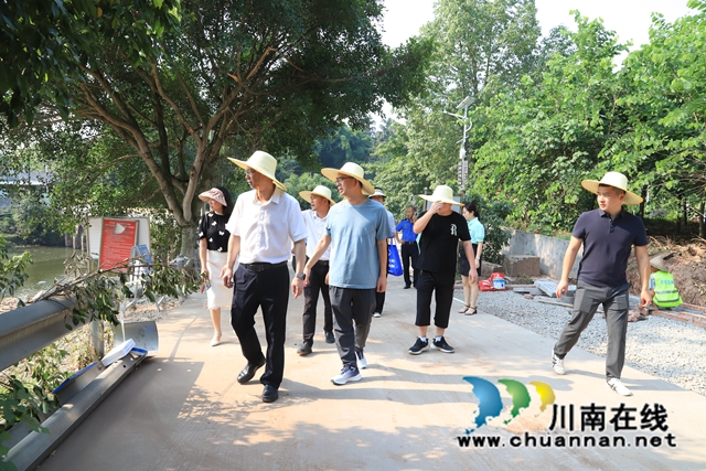 肖春到泸县云龙镇督导“三长制”和燃气安全工作(图3) 微信图片_20230817161917.jpg