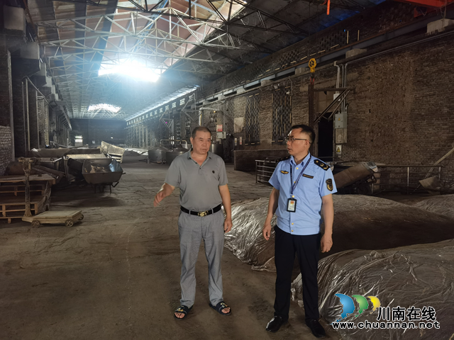 合江县白沙市场监管所开展小作坊提升整治行动