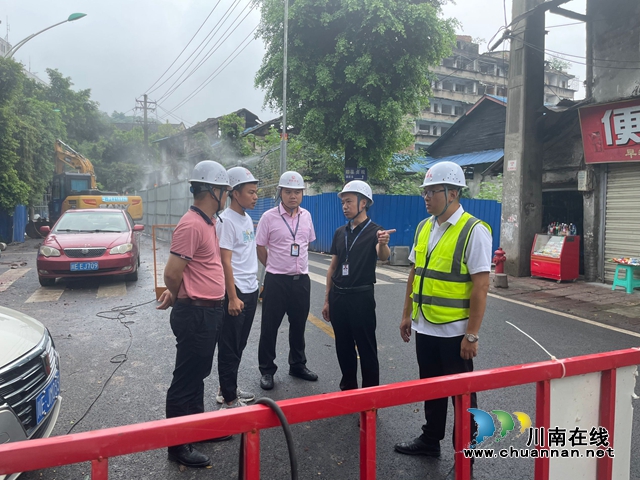 龙马潭区小市街道开展在建工程安全环保专项检查