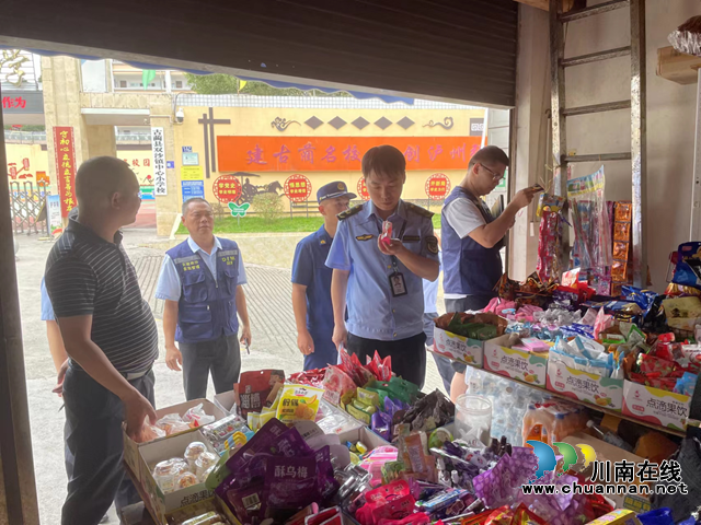 古蔺县市场监管局开展学校食品安全检查全力护航“开学季”(图2) 图片2.png