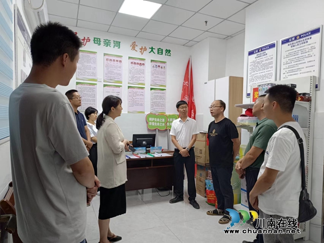 市水务局到叙调研指导河湖长制工作。.jpg