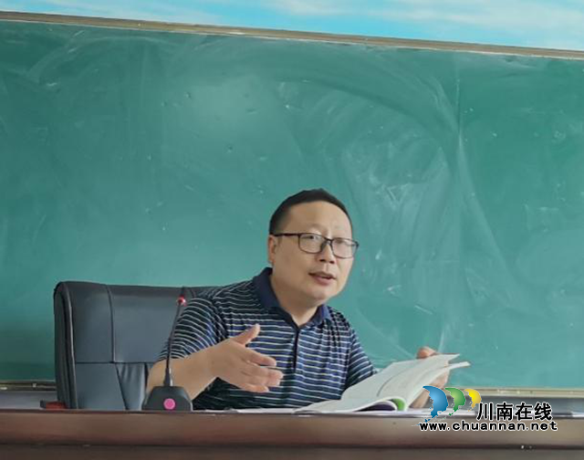 罗世军.png