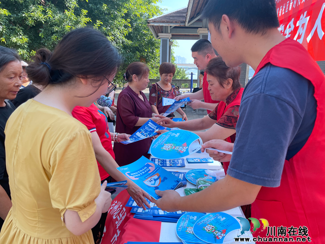 龙马潭区小市街道杜家街社区：网络安全宣传 共筑美好家园