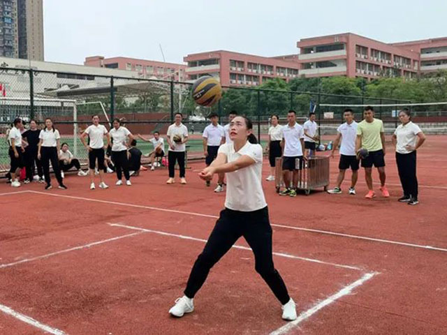 泸州市第三届中小学体育教师教学基本功比赛落幕(图5) 5.jpg