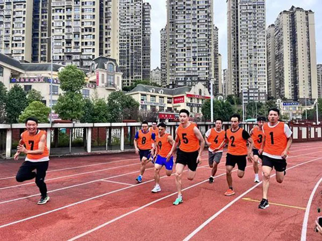 泸州市第三届中小学体育教师教学基本功比赛落幕(图6) 6.jpg