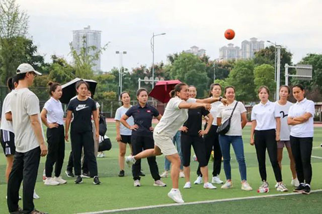 泸州市第三届中小学体育教师教学基本功比赛落幕(图8) 8.jpg