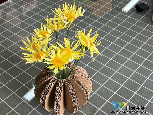 花瓶.png