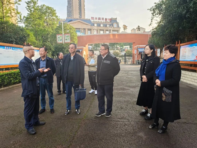 规范化家长学校实践活动四川办公室到龙马潭区调研
