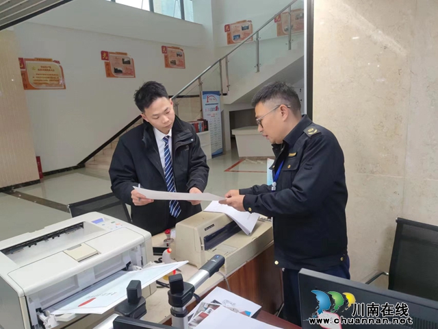 泸县市场监管局 “三举措”助推食品经营许可轻松办