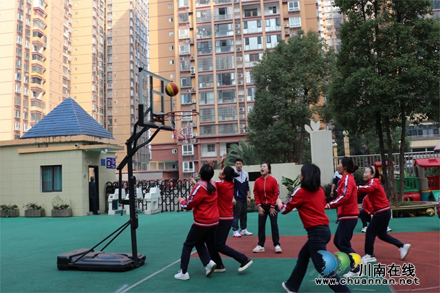 篮球3V3比赛练习（陈聪蓉）.JPG