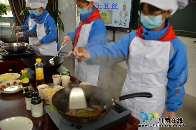 6炒土豆丝.JPG