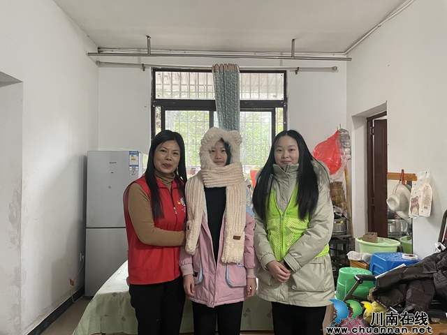 泸县玉蟾街道开展“旧屋新意 筑梦成长”困境儿童暖冬关爱行动