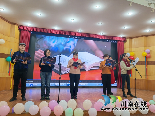 好书推荐（曾佐然摄）.jpg