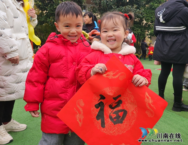 “龙”重登场“庙”趣无穷|泸县立石镇中心幼儿园开展迎新年逛庙会活动(图3) 17.jpg