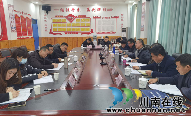 专家入校精指导,诊断赋能促提升┃第二届“云溪未来乡土教育家”学员入校诊断走进护国中学(图3) 3.jpg