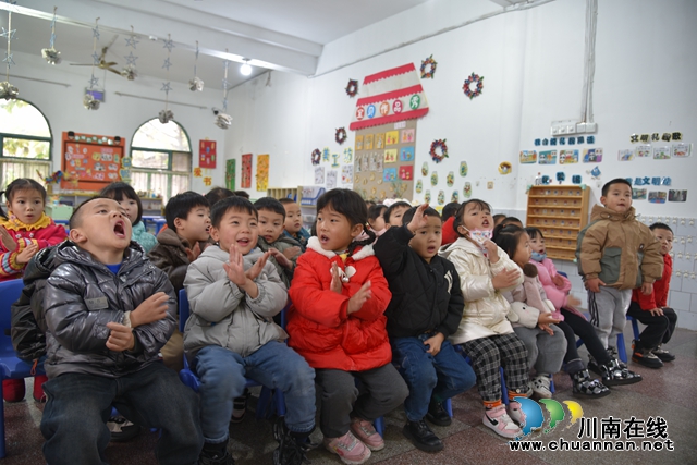 4.学习森林防火儿歌.JPG