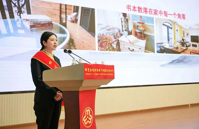 致敬了不起的她 | 泸州各校园这样送祝福