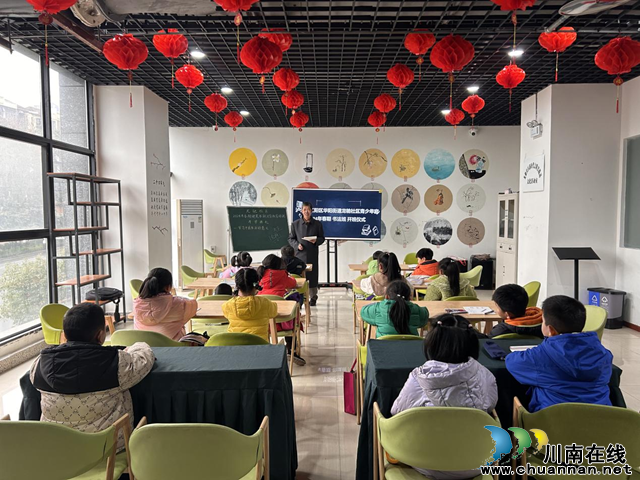 江阳区华阳街道龙驰社区青少年宫开课简报1.png