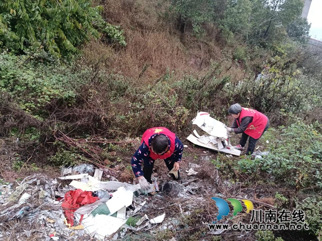龙马潭区鱼塘社区新时代文明实践站:清洁卫生人人参与,美好环境家家受益(图2) 2.jpg