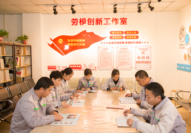 喜报! 泸州公交集团熊建军获全国“最美公交司机”荣誉(图6) 熊6.png