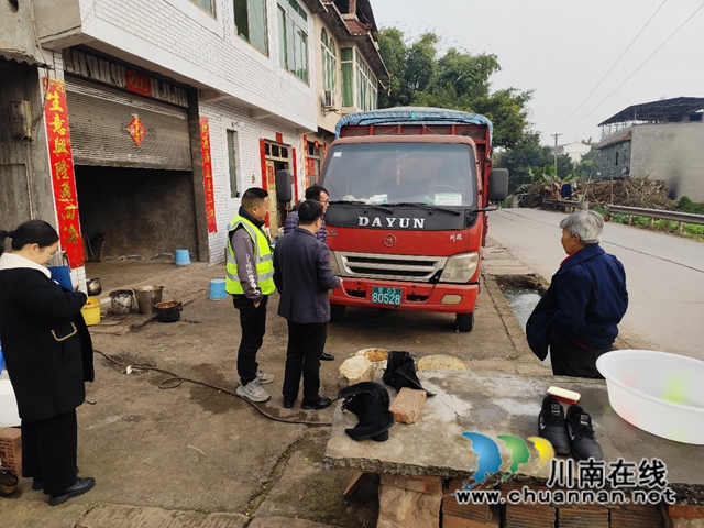 江阳区华阳街道开展变型拖拉机专项整治行动