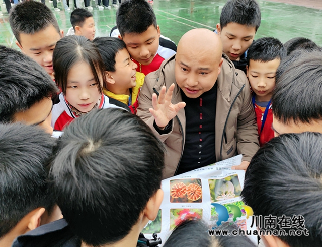合江县：法治护航开学季，守护青少年健康成长4_副本.jpg