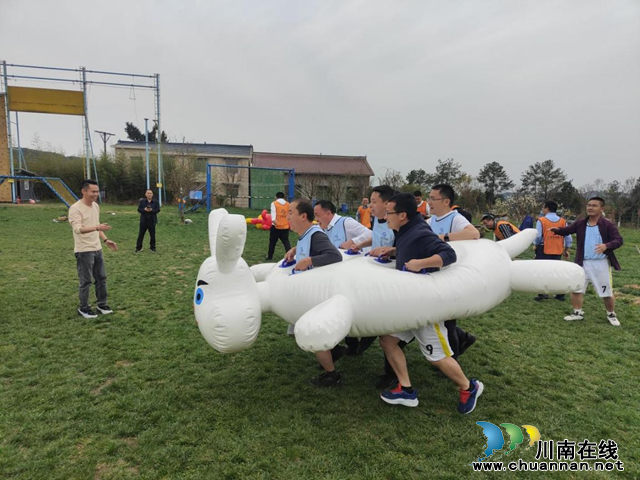 主题党日聚合力，团结协作铸同心 | 泸州市结对帮扶苍溪县临时党总支到五龙镇开展主题党日教育活动