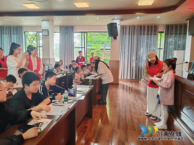 龙马潭区小市街道下大街社区启动“弘扬科学－拥抱智慧生活”科普项目