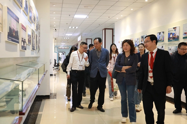【关注】西南医科大学领导到合江县中医医院开展“访企拓岗”考察调研活动(图3) 微信图片_20240426093730.jpg